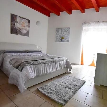 B&B La Genuina-3